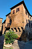 Volterra, il caratteristico impianto medioevale si  mantenuto fino ad oggi. 